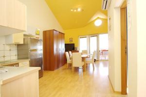 Apartment Bakrac Beach