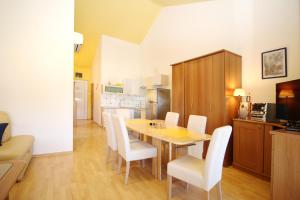 Apartment Bakrac Beach