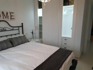 Spacious 3-Room Apartment with Pool - Riviera del Sol