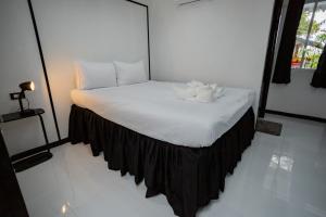 The Bright House, Koh Phi Phi