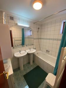 Apartman Dóra