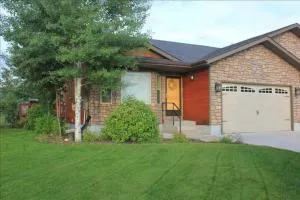 Spacious 6 Br Town Home Near Ski Hill Road - 蒂托尼亚