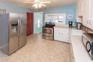 Endless Summer - Resort Area - Vibe District VB