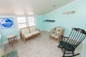 Endless Summer - Resort Area - Vibe District VB