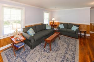 Cypress Cottage - North End VB