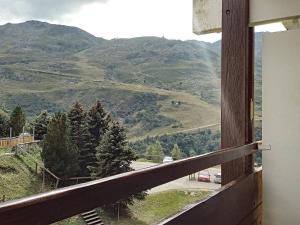 Studio lumineux avec balcon au pied des pistes - FR-1-344-175