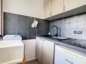 Charmant studio rénové pour 2 pers, balcon, animaux admis, à 80m des pistes! - FR-1-416-142