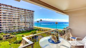 The Whaler Resort: Suite 515~Studio with Stunning Center Courtyard & Ocean Views