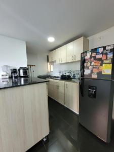 Cali Piso 1-02 Sector Sur Valle Del Lili Apartamento Cómodo, Familiar