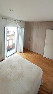 Apto Junto Catedral y Maestranza