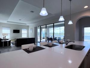 207MCV - Balmoral Resort