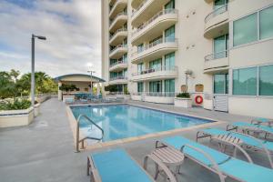 Beachfront Biloxi Condo Balcony and Community Perks