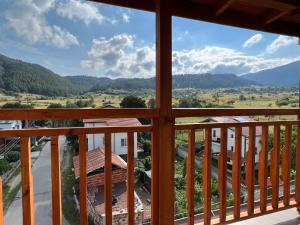 Alpine Nest: 6km to ski slopes