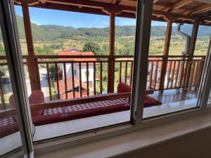 Alpine Nest: 6km to ski slopes