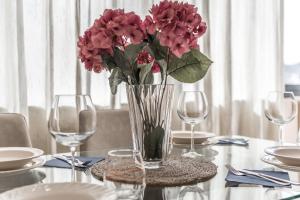 Luxury Block District Apartment