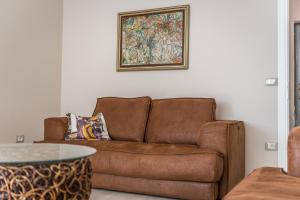 Luxury Block District Apartment