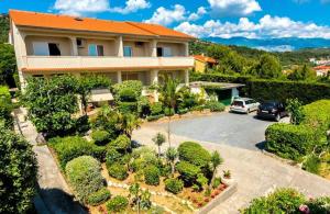 Apartments by the sea Barbat, Rab - 21809