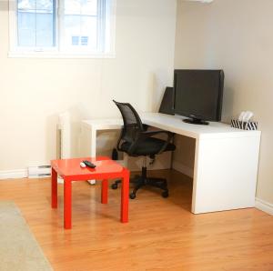 Free Parking - Great 1BR near Henri Bourassa Metro