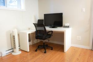 Free Parking - Great 1BR near Henri Bourassa Metro