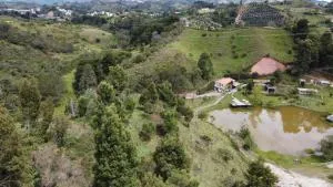 Los Lagos de Jasú - 里奥内格罗