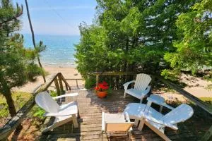 Tree Fort - Honeymoon Cottage on Lake Michigan - Манистик