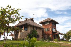 Casa Kundavi Beach Front Paradise