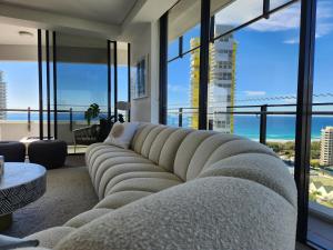 Modern luxury with breathtaking ocean views