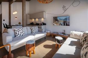 Chalet Lula - OVO Network