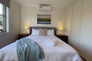 Morwell Pet friendly 3BR Retreat Free Parking Netflix