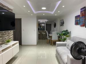 Karey Apto amoblado frente al mar