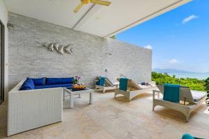 Shades of Blue Villa