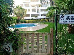 ROYAL MARINE I. Apartamento con piscina y terraza – Roses - ES-258-26