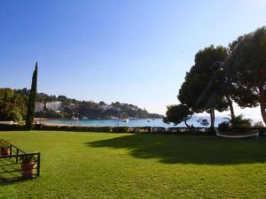 Lujo Frente al Mar con Terraza Privada - ES-258-10