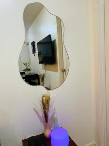 cozy and minimalist room near airport