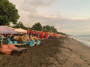 Villa Kenanga in Meninting By The Beach