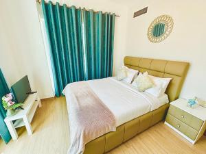 Diamond Classic - 2 Bedroom Holiday Apartment - Dubai Marina