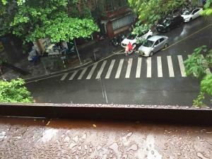 PrivateHousesArtistBRKitchenBalconyOldQuarter