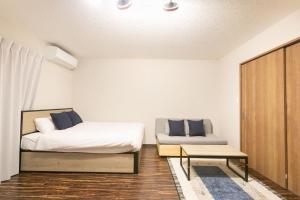 Osaka house sinkan