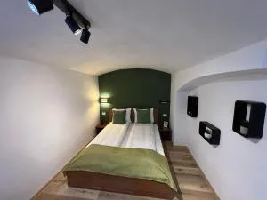 Tim apartment 1 - Besenic