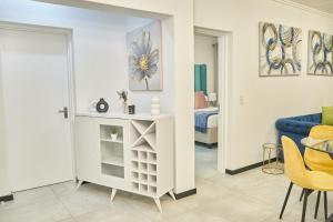 Medon Luxury Suites with power back up Bryanston Sandton