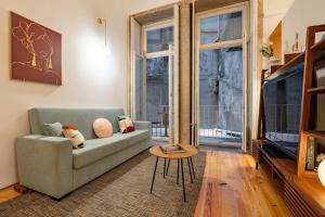 VIVA Jolicoeur Porto