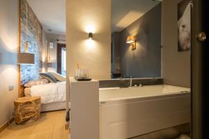 Luxury Lodges by Grand Hotel Sitea