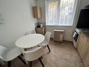 Karman Apartman - 2 bedroom entire flat in the center