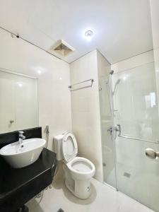 Cozy Spacious Condo Hotel near NAIA Manila Airport Pasay