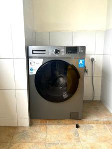 Midtown Executive Suites With Balcony, King Bed and Swimming Pool