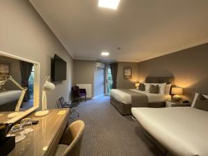 Classic Family Room with Sofa Bed room in Grasmere House Hotel