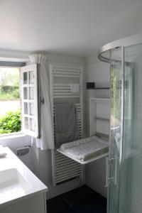 Maisons de vacances Longere de charme a 3 kilometres de la mer : photos des chambres