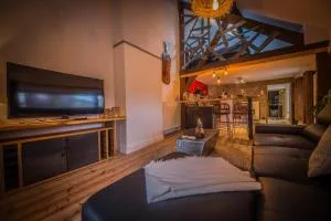 Au dessus du Cochon Perché - Bonsin