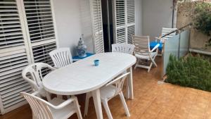 T3 de 65 m2 terrasse jardin à 300 m de la mer