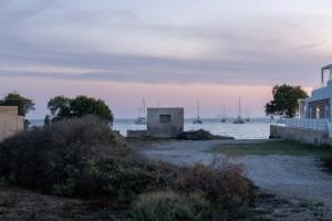 New Sea Serenity Villas Next to the Sea With Private Jacuzzi